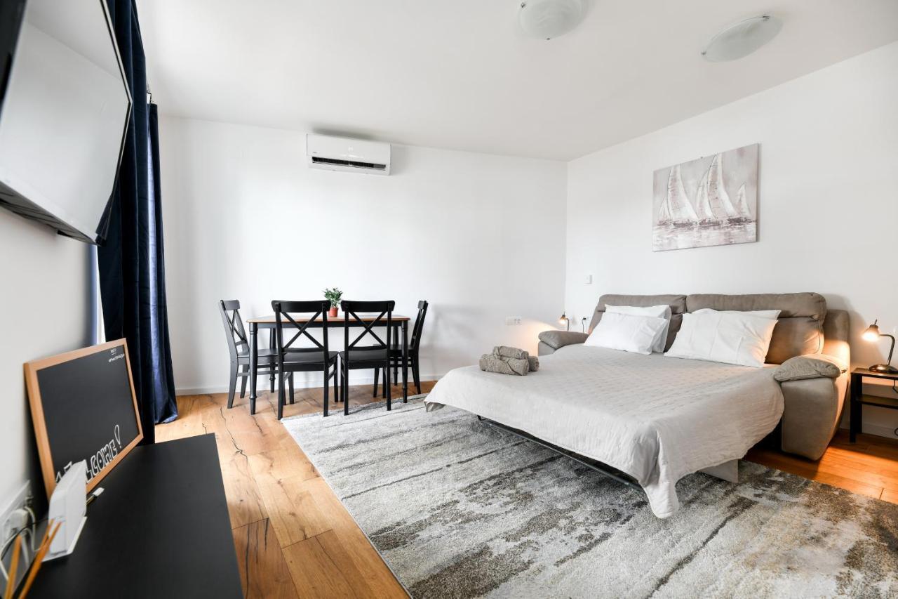 Apartment Canada ザダル エクステリア 写真
