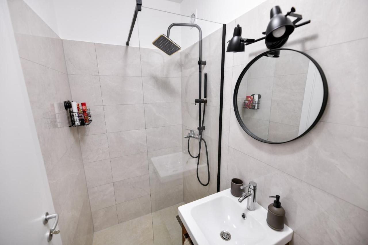 Apartment Canada ザダル エクステリア 写真